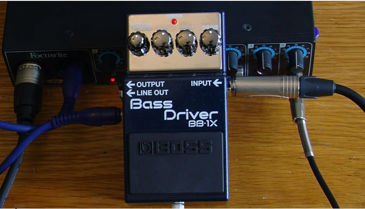  BOSS BB-1X (Hàng trưng bán)