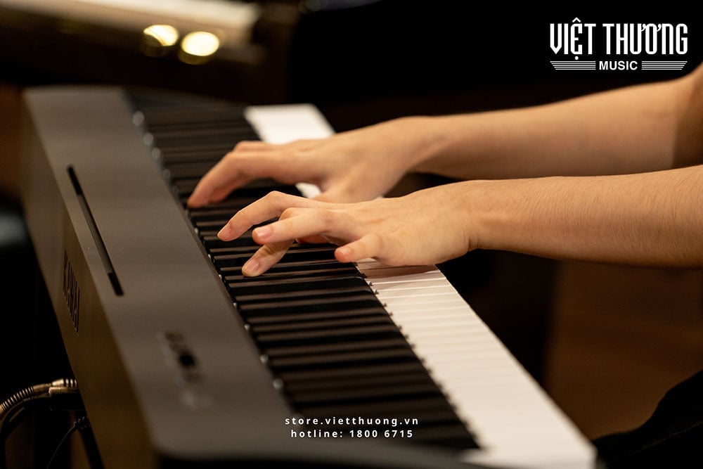  Đàn piano điện KAWAI ES60 màu đen