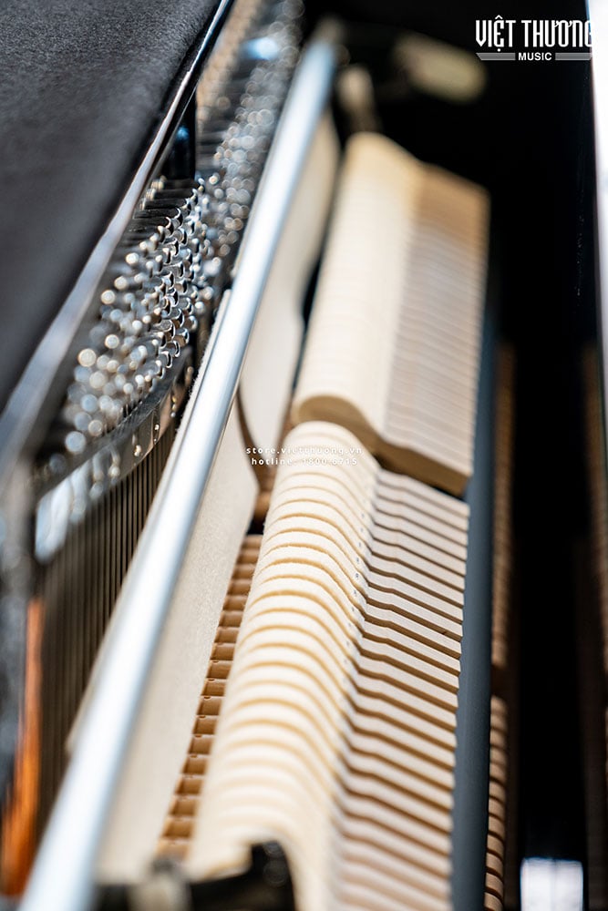  KAWAI UM-15 M/PEP UPRIGHT PIANO