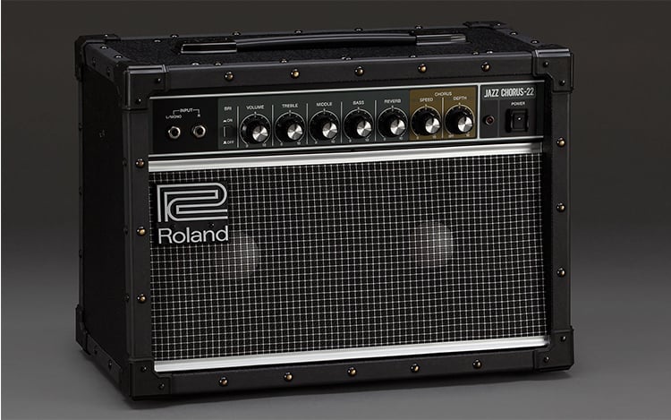  Roland JC-22 (Hàng trưng bán)