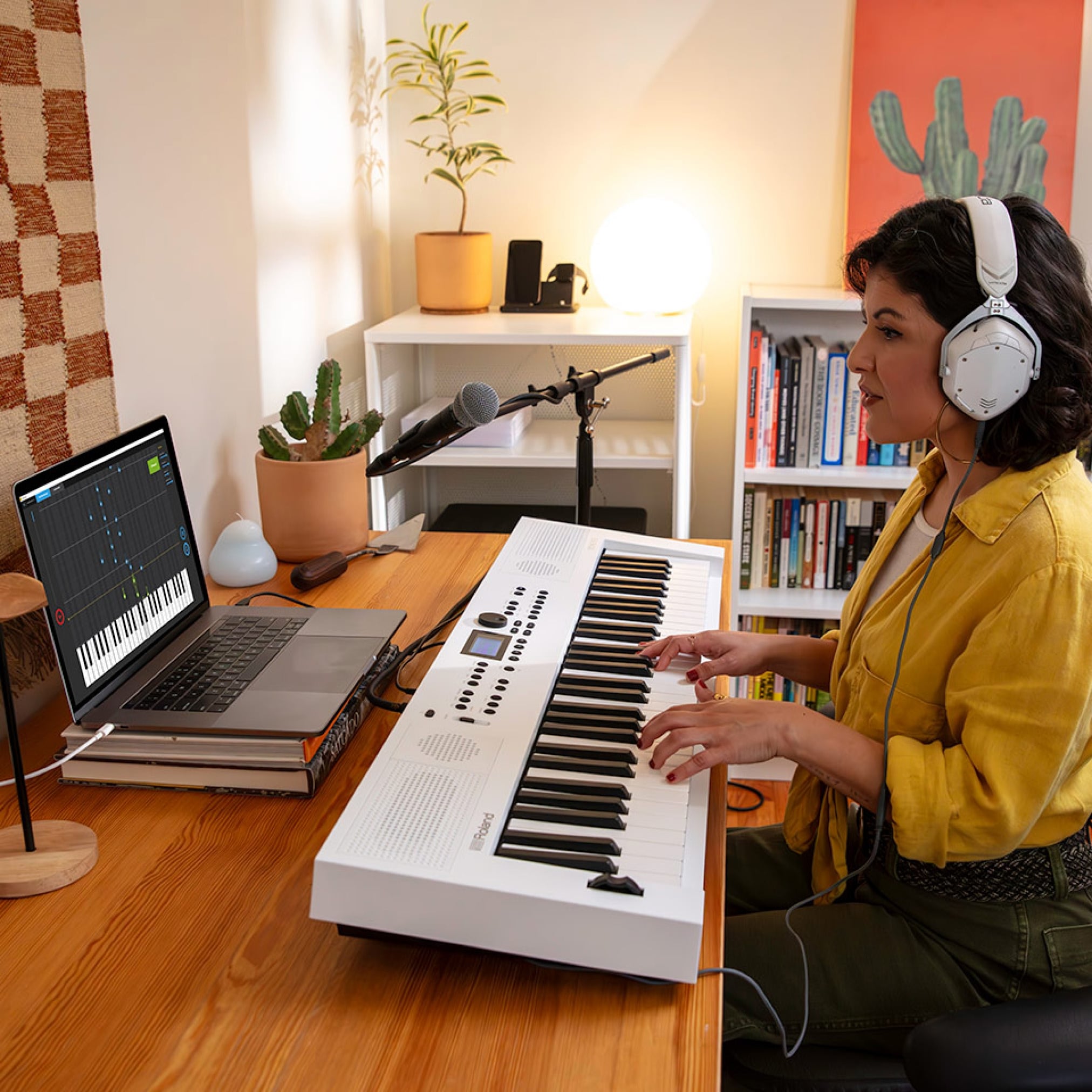  ROLAND GOKEYS5 Đàn phím điện tử có loa
