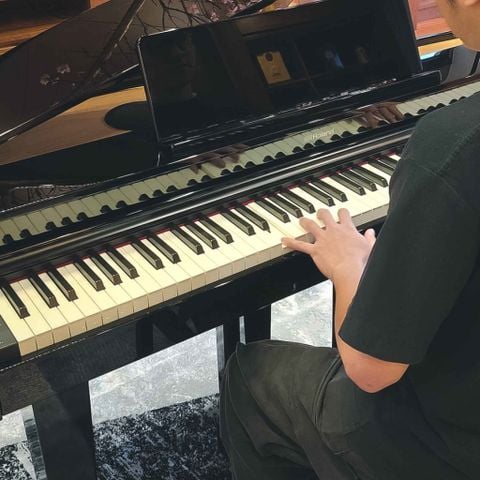  Đàn piano điện ROLAND GP-3 PE màu đen (GP3) 