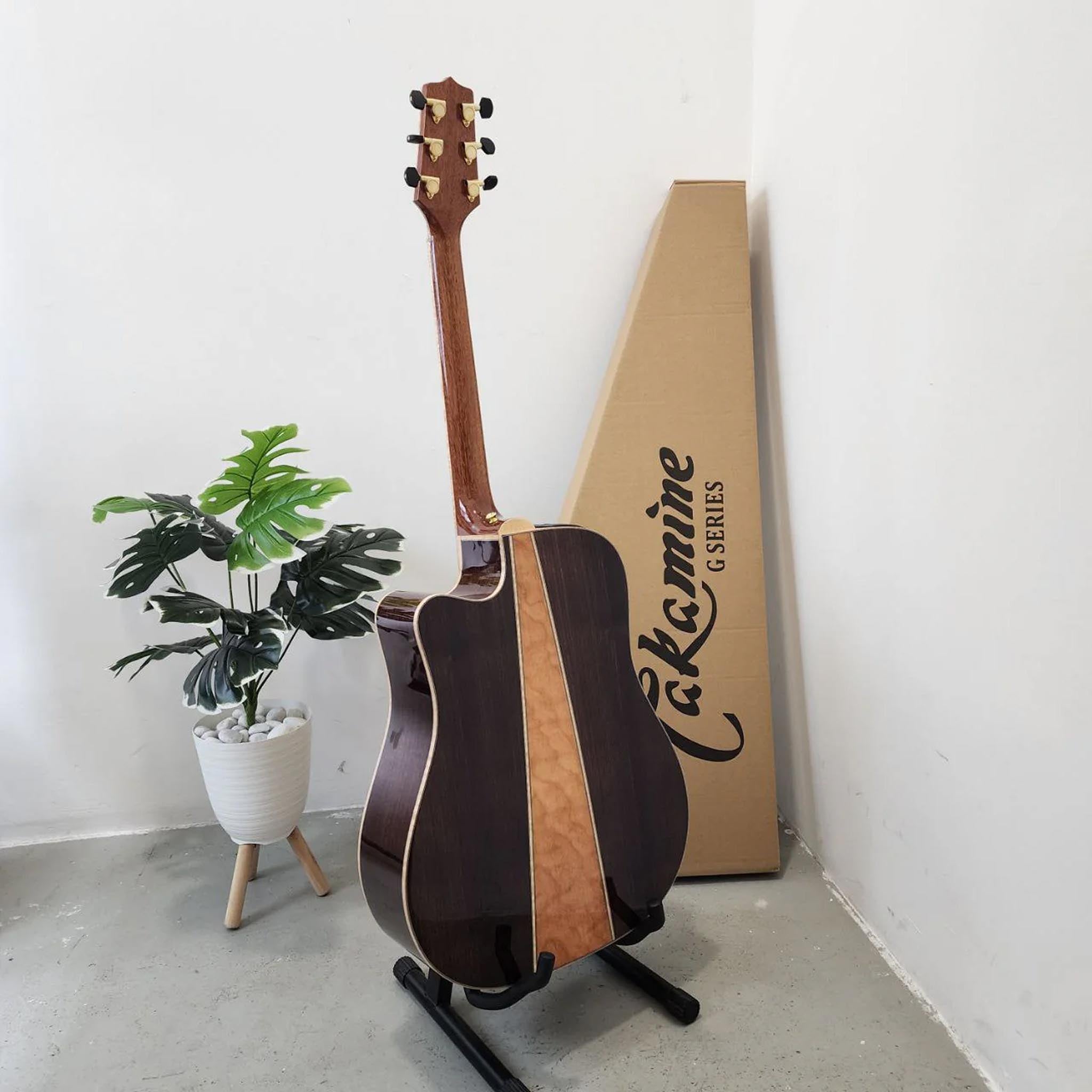  Đàn guitar TAKAMINE GD93CE-NAT