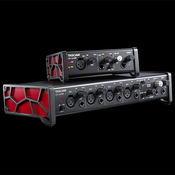  TASCAM US-4X4HR BỘ CHUYỂN ĐỔI ÂM THANH USB (4 IN/4 OUT)