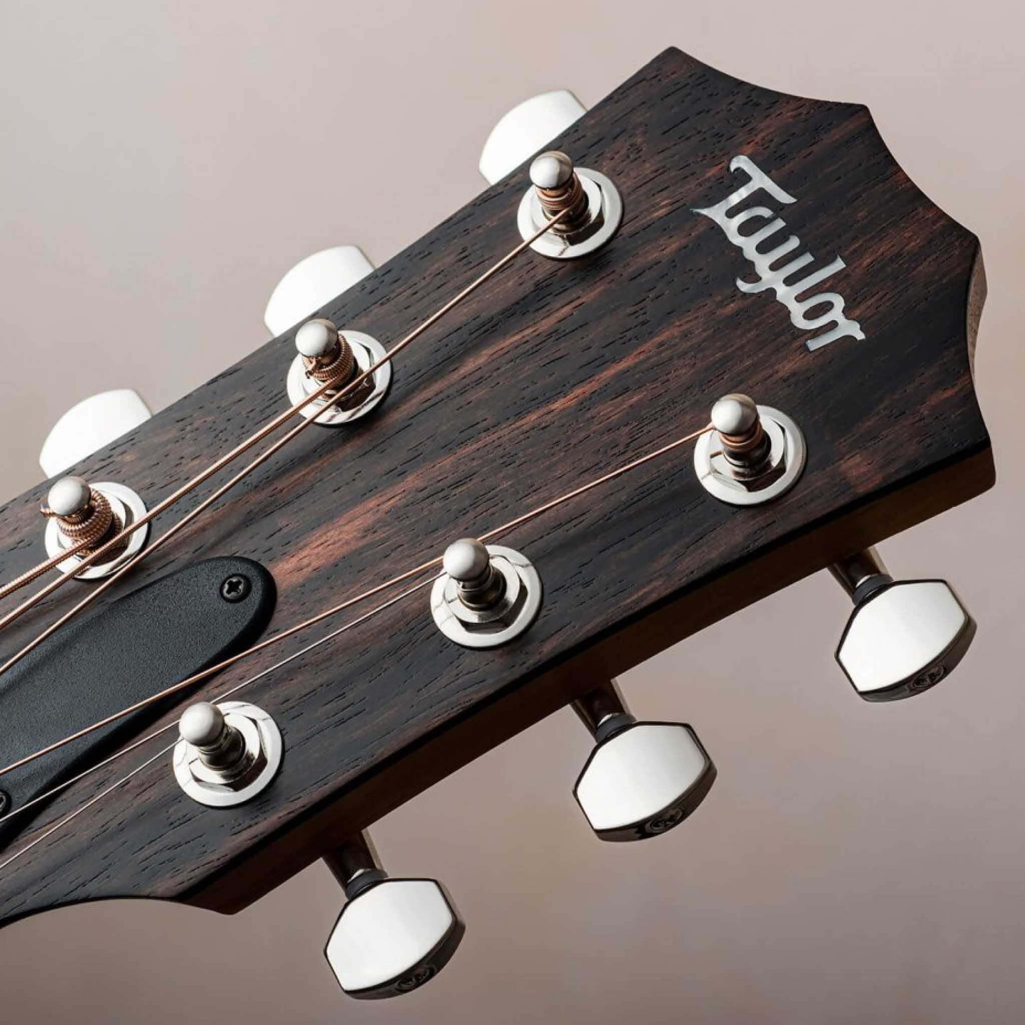  Đàn guitar TAYLOR GTE-URBAN-ASH (Hàng trưng bán)