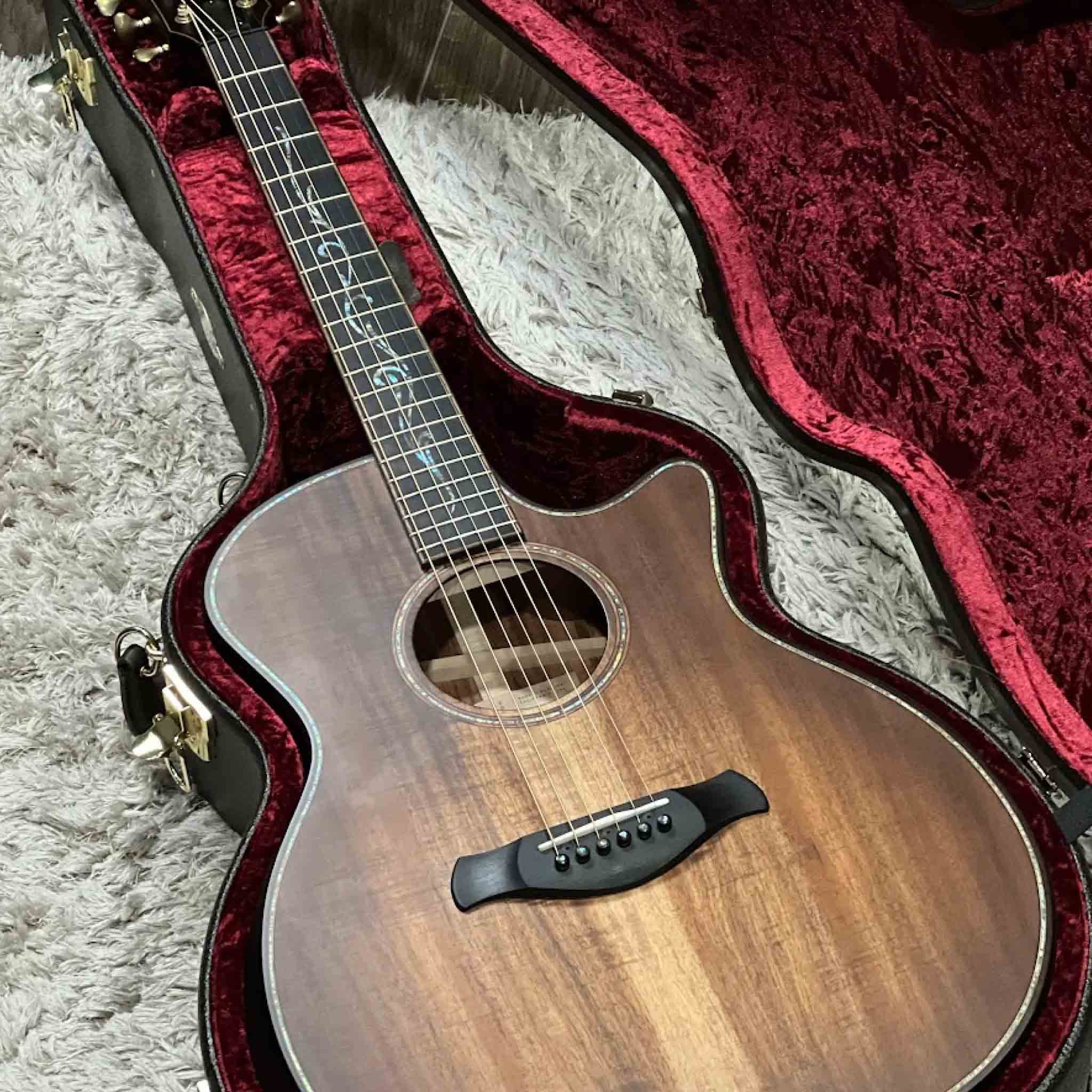  Đàn guitar acoustic Taylor K24CE