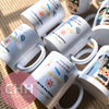 In ly sứ tại Con Hiu Hồng Gift làm quà kỷ niệm cho học sinh giá sỉ tốt cho phụ huynh