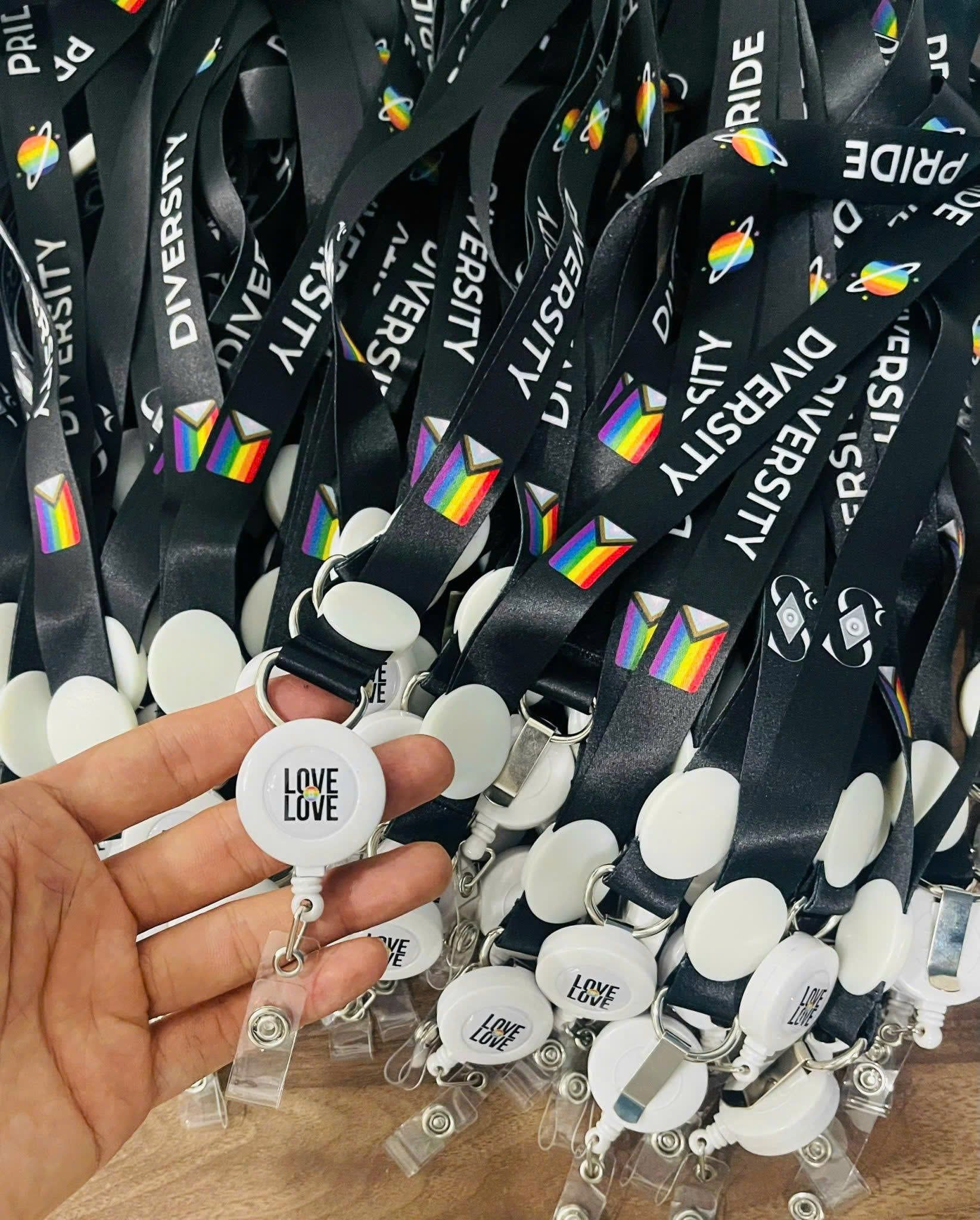  Dây thẻ và dây huy chương 