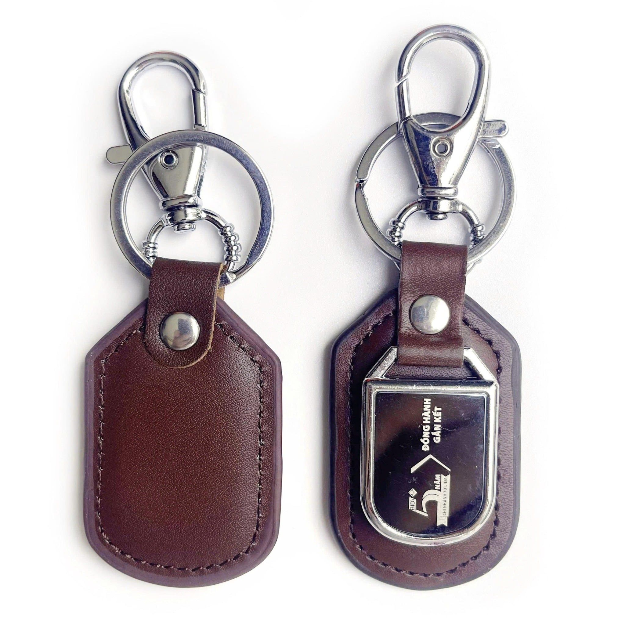  Móc khóa kim loại bọc da sang trọng 