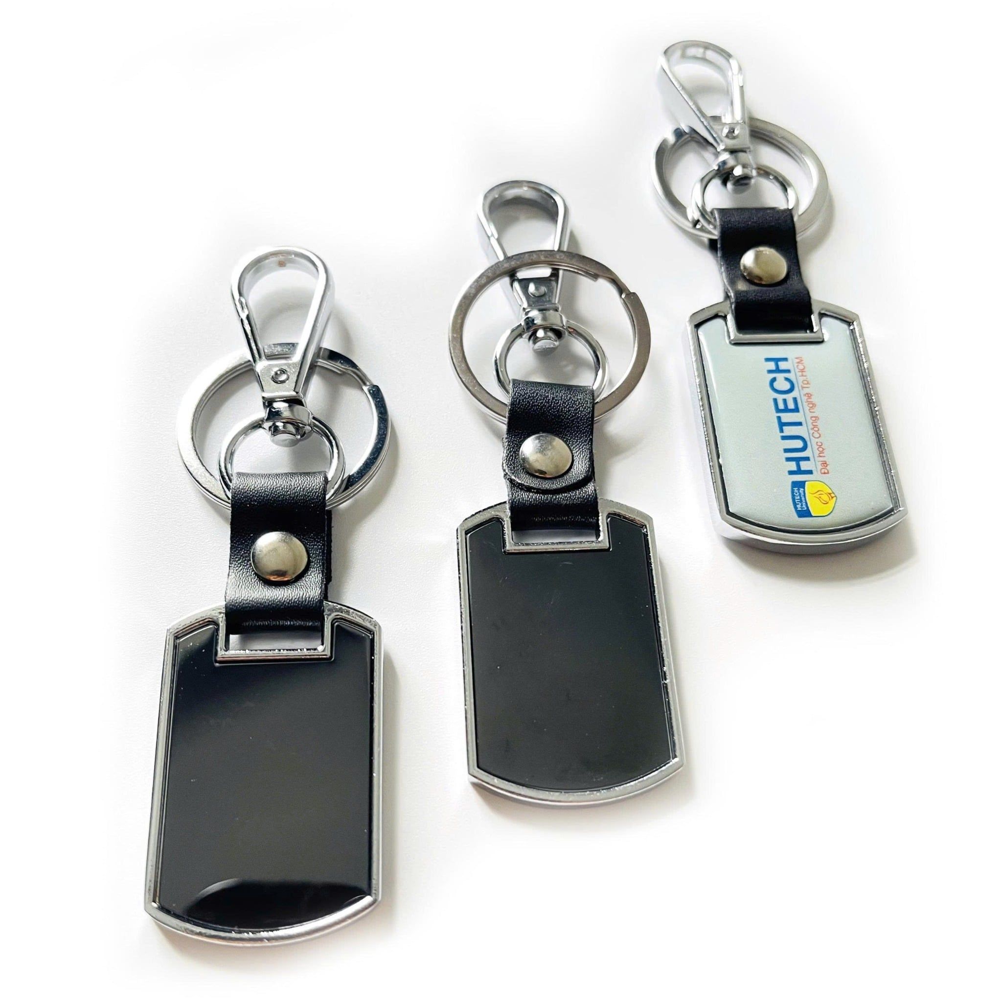  Móc khóa kim loại bọc da sang trọng 