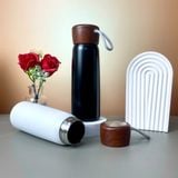  Bình Giữ Nhiệt Nắp Gỗ Quai Cao Su 500ml – In Logo Theo Yêu Cầu – Con Hiu Hồng Gift 