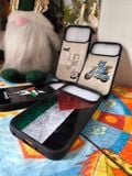  Ốp Lưng Điện Thoại In Hình Theo Yêu Cầu Cho iPhone / Samsung – Công Nghệ In Chuyển Nhiệt Siêu Sắc Nét, Không Bong Tróc 
