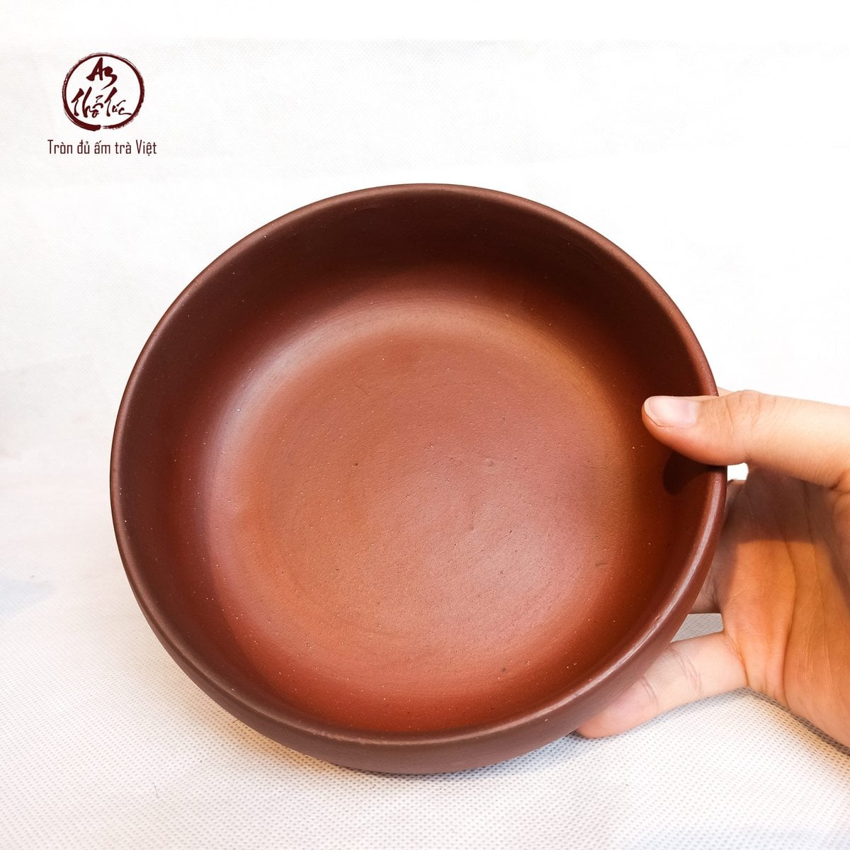 Lòng bát ủ trà nhìn từ trên xuống