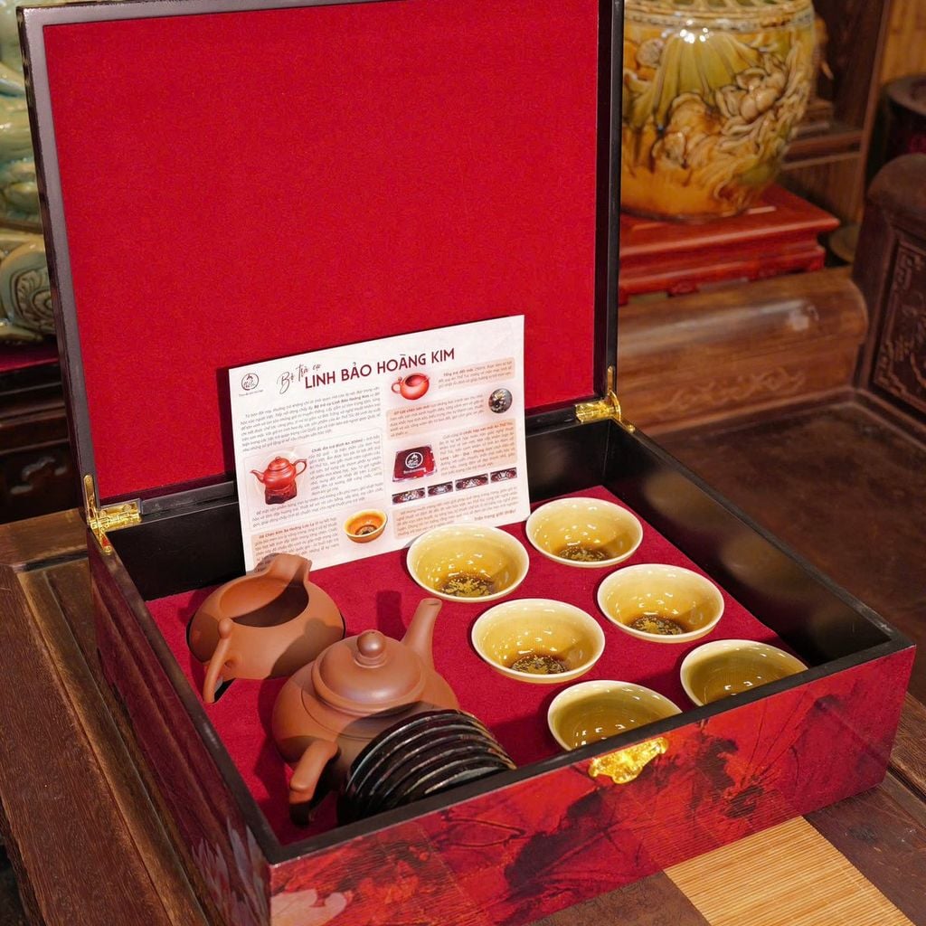  Bộ quà tặng sơn mài Liên Bảo Hoàng Kim – An Thổ Túc 