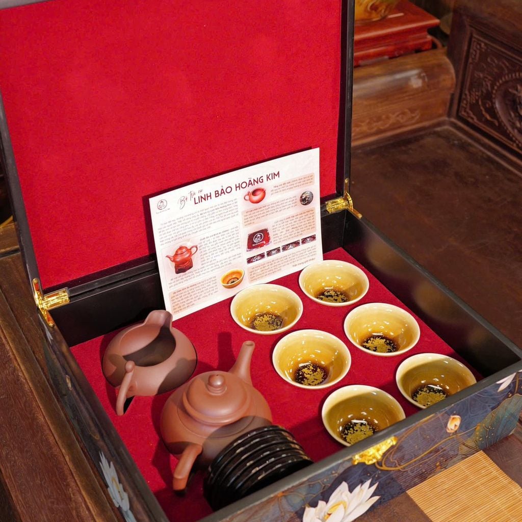  Bộ quà tặng sơn mài Liên Bảo Hoàng Kim – An Thổ Túc 