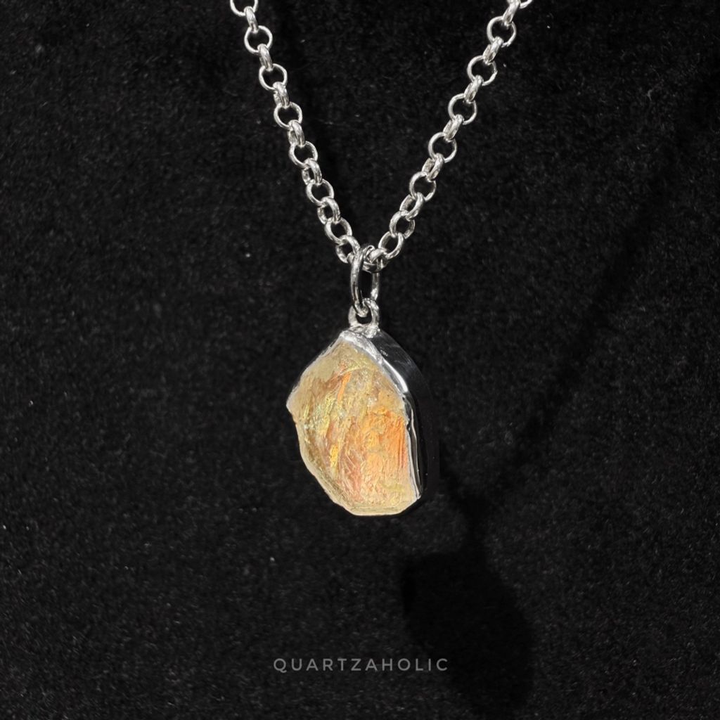Mặt dây chuyền Freeset Raw Moonstone