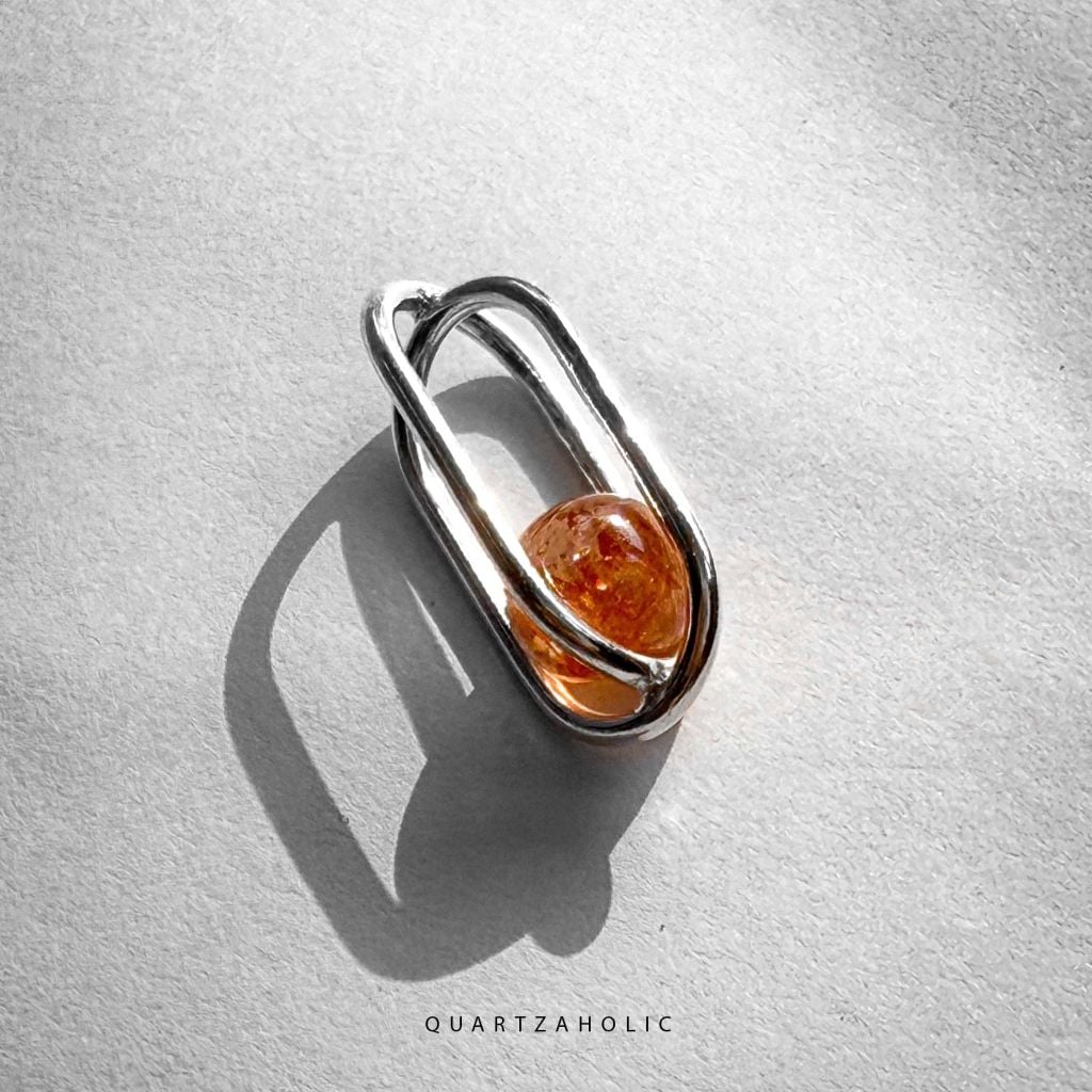 Mặt Dây Sun Pillz