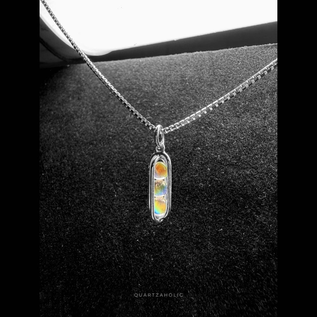 Mặt Dây Chuyền MoonPillz