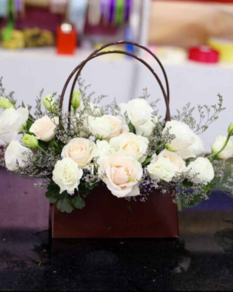  Giỏ Hoa Mini Ngọt Ngào - HG11 - Hoa 20/11 Bài Học và Cảm Ơn 