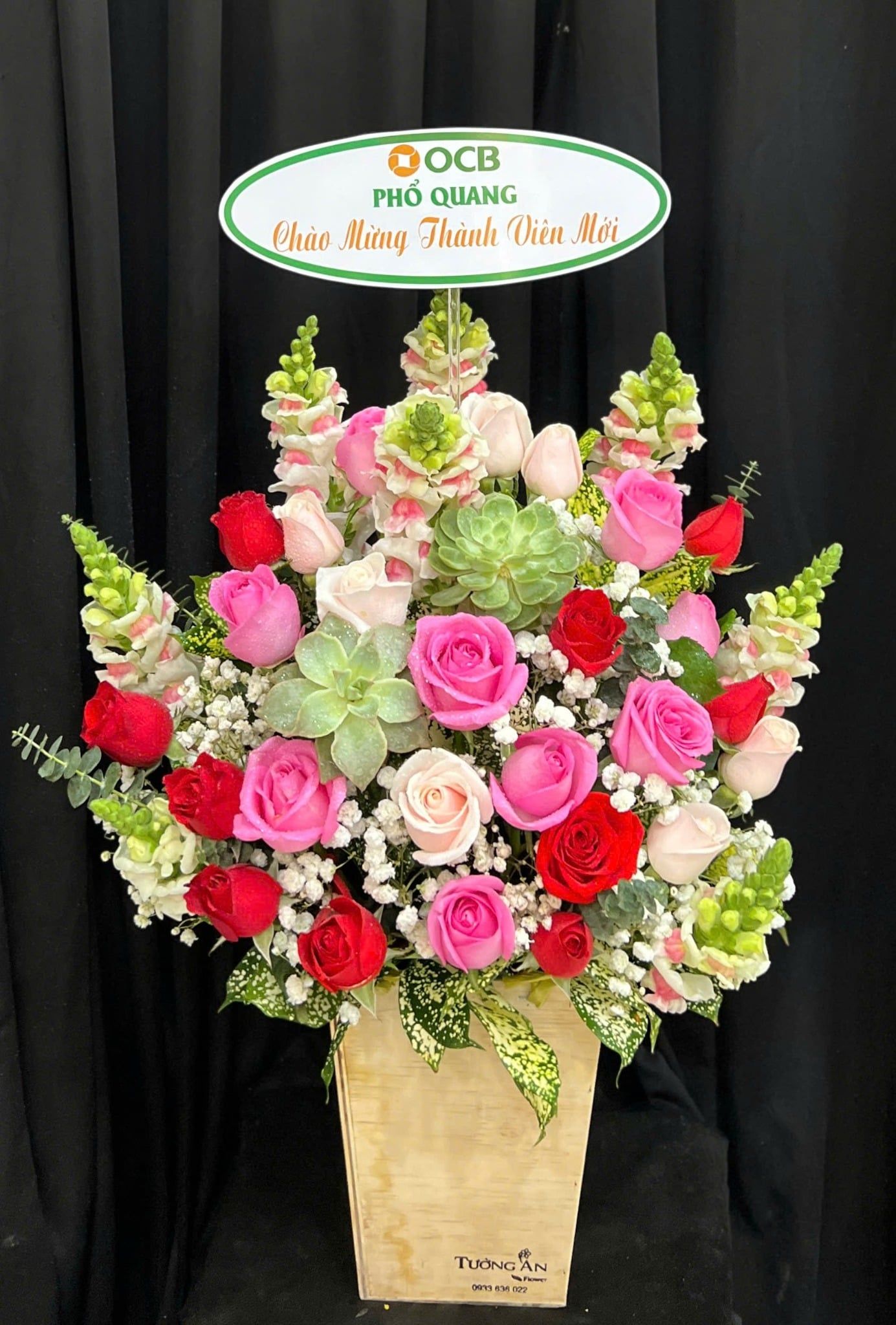  Hộp Hoa Yêu Kính - HH172 