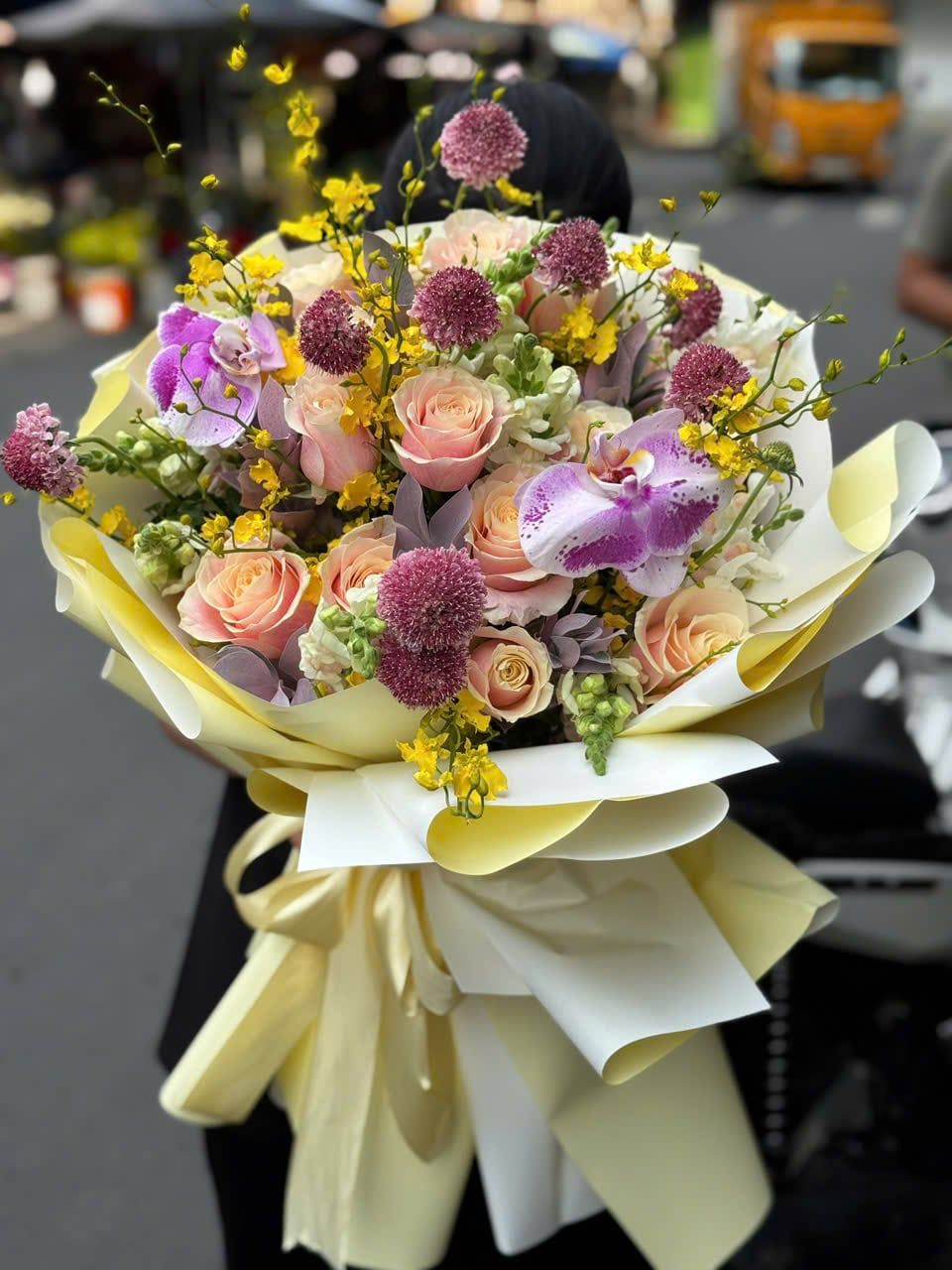  Bó Hoa Vàng Yêu  - HBT124 