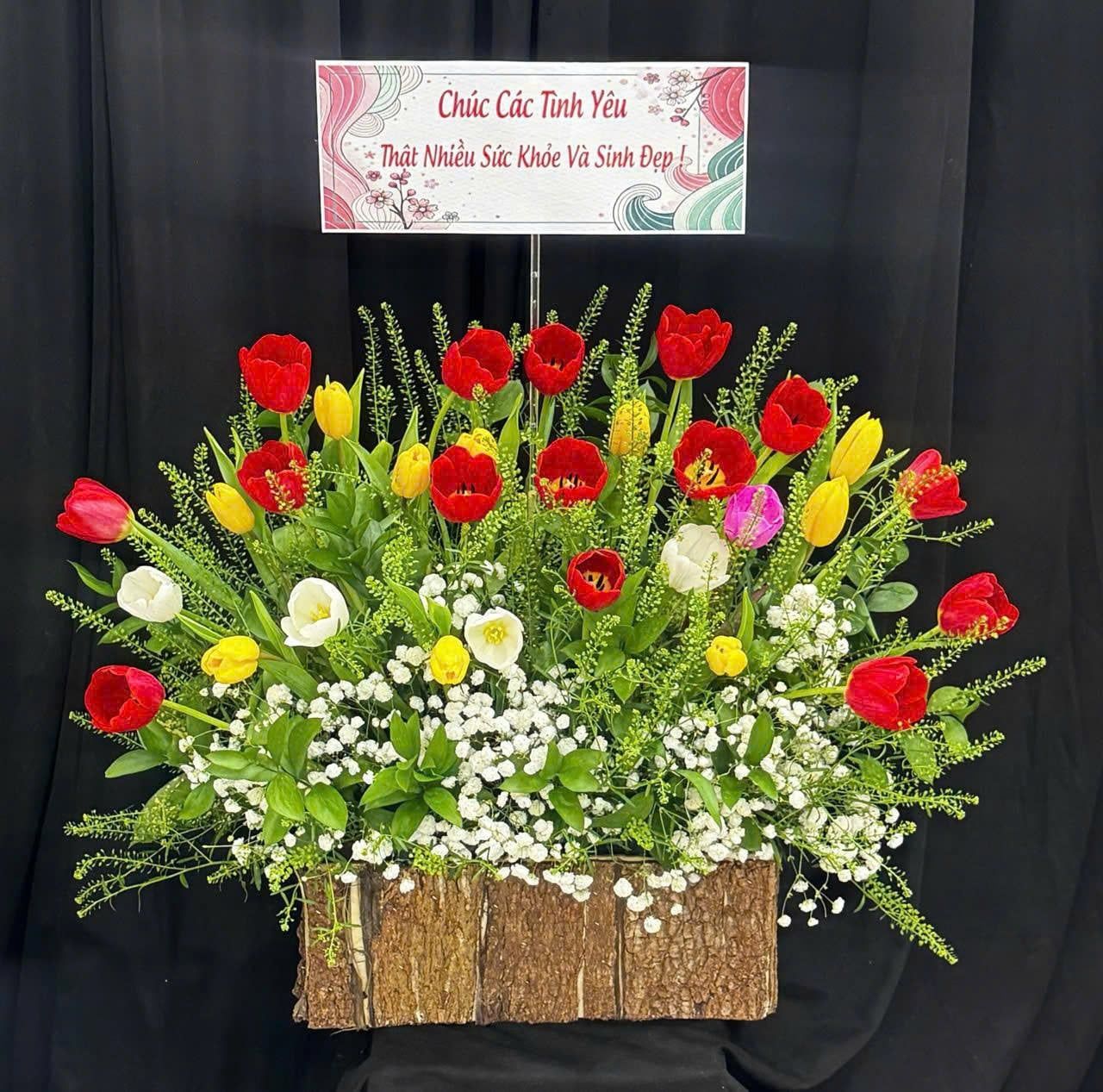  Hộp Hoa TULIP Sang Chảnh - HCH137 