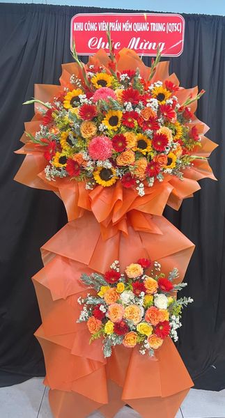 Hoa Chúc Mừng - Mẫu Lẵng Hoa, Kệ Hoa, Bó Hoa Đẹp Nhất: Kệ Hoa Cam Phát- HCM118