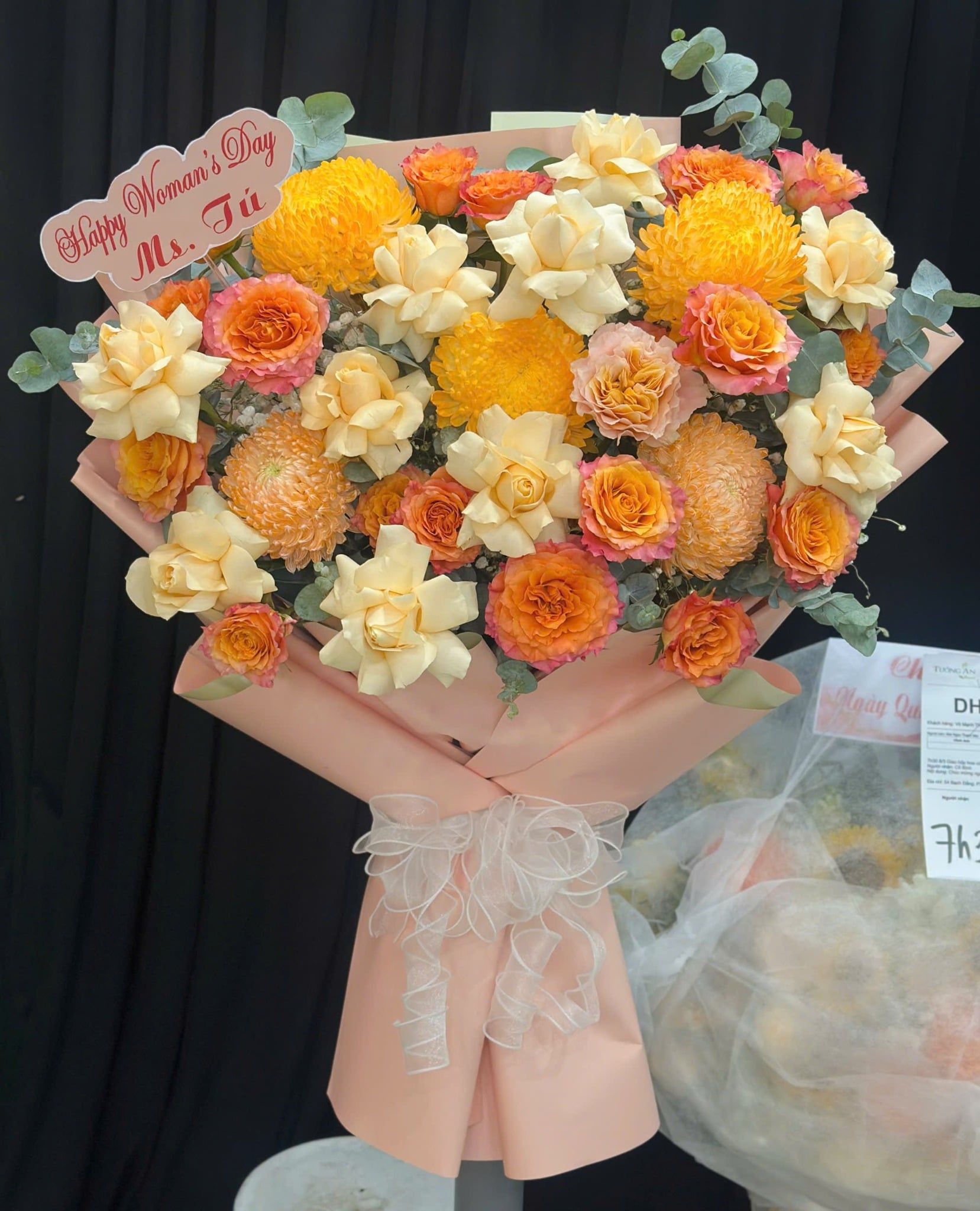  Bó Hoa Ánh Cam  - HBD351 