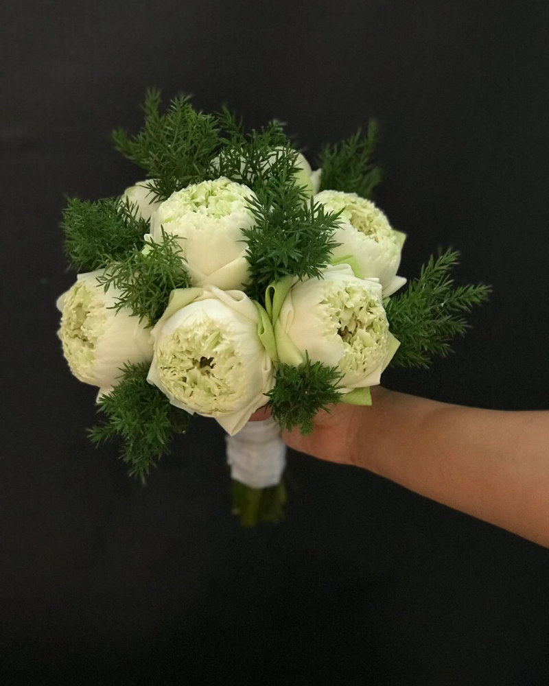  Hoa Cưới Cầm Tay Cô Dâu Beautiful In White - HC33 