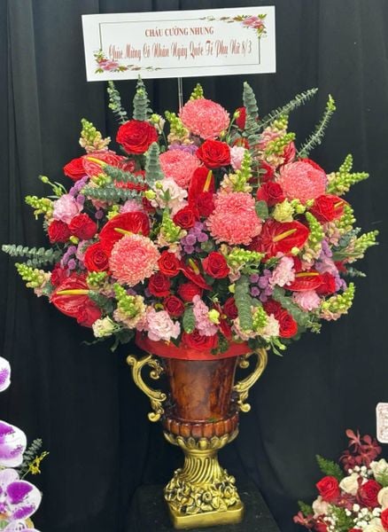 Hoa Cắm Bình Đẹp Mới 2026 Bính Ngọ: Bình Hoa Đỏ Sang - HCB85