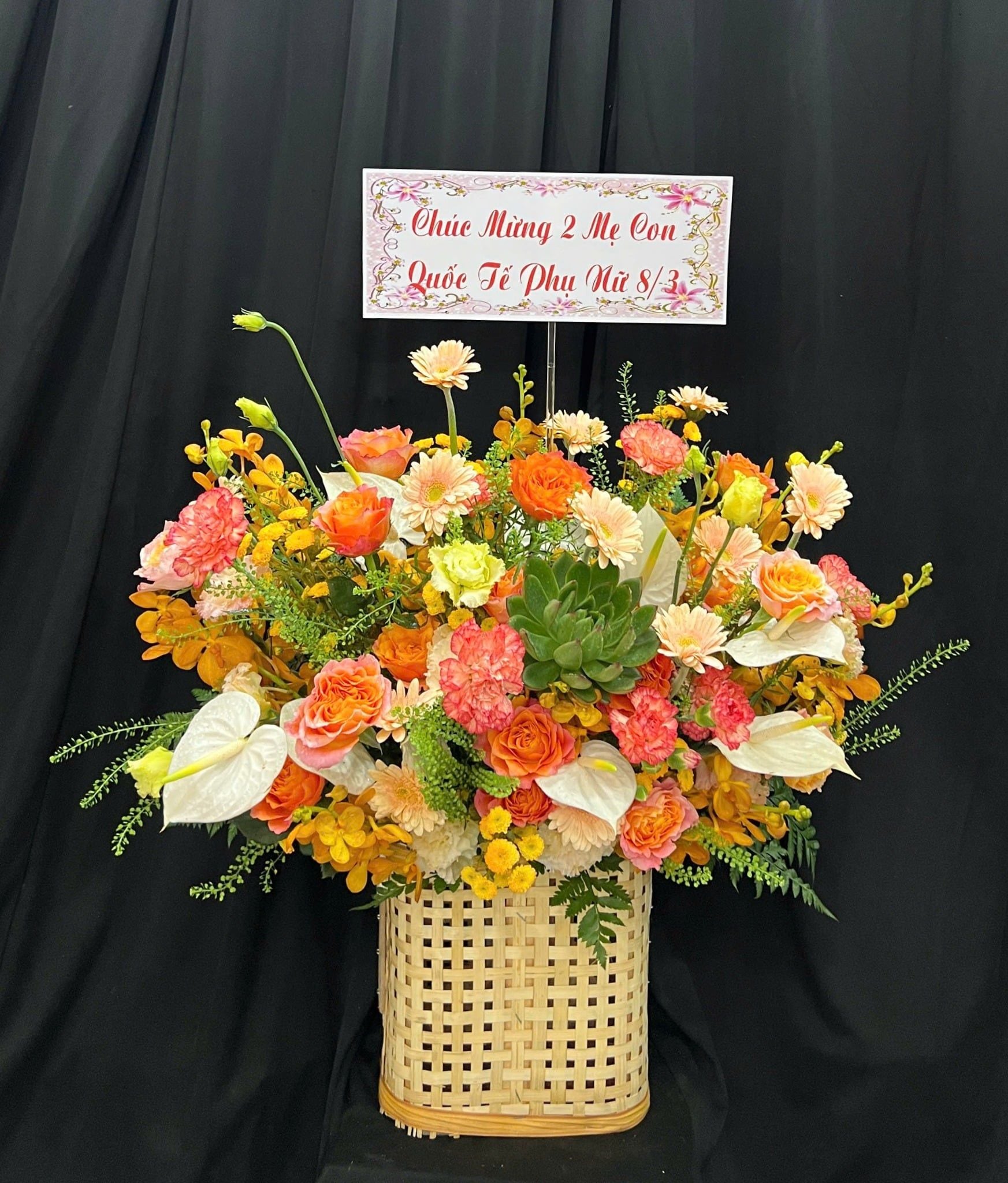  Hộp Hoa Hạnh Phúc - HH150 