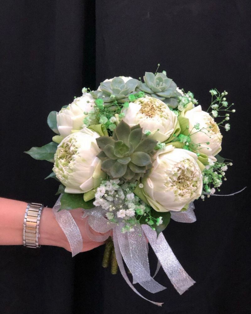  Bó Hoa Cưới Cầm Tay Cô Dâu Sen Trắng - HC16 