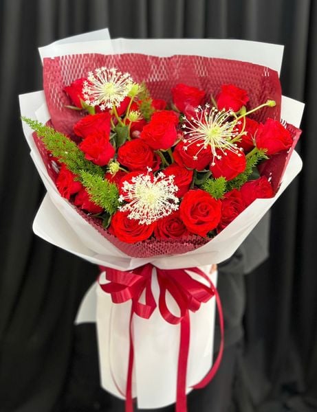 Mẫu Hoa Bó Dài: Bó Hoa Đỏ Duyên - HBD363