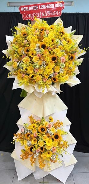 Hoa Hướng Dương: Kệ Hoa Ánh Dương Thịnh Vượng - HCM133