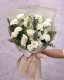  Bó Hoa Cẩm Chướng Trắng Mix Tulip - HBD233 