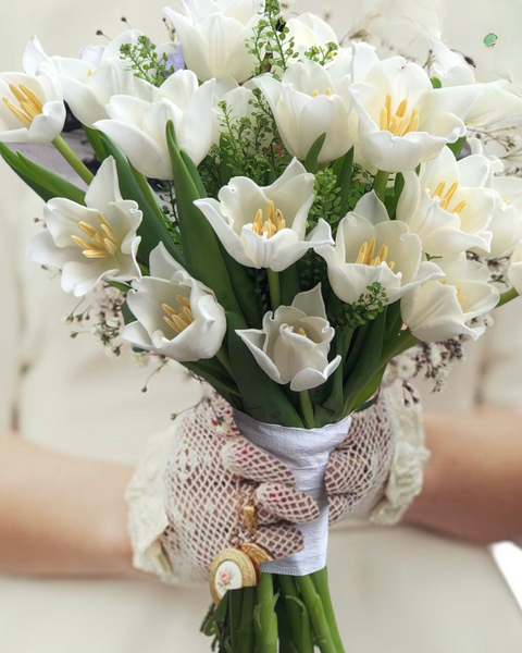 Hoa Tulip bộ sưu tập hoa tulip đẹp, sang trọng, tinh tế: Bó Hoa Cưới Cầm Tay Tulip Trắng - HC29