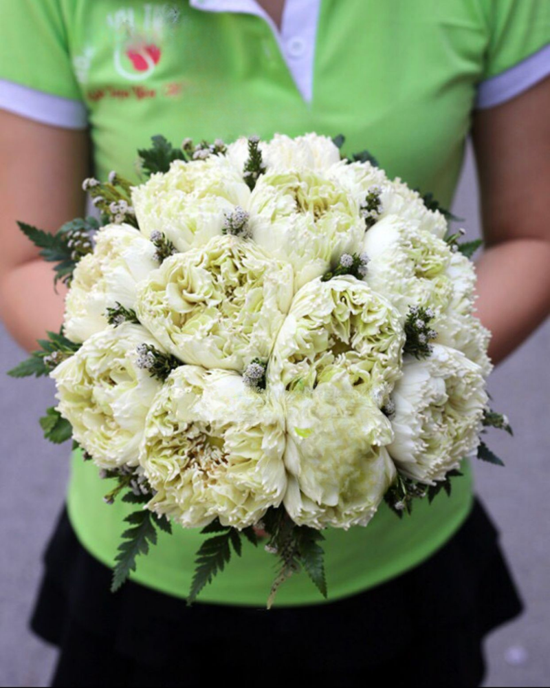  Bó Hoa Cưới Cầm Tay Sen Thái Trắng - HC04 