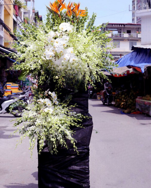 Vòng Hoa Tang Lễ, Viếng Đám Tang Chia Buồn Giao Hoả Tốc, Giá Rẻ: In Memory - HTL14 - Vòng Hoa Đám Tang