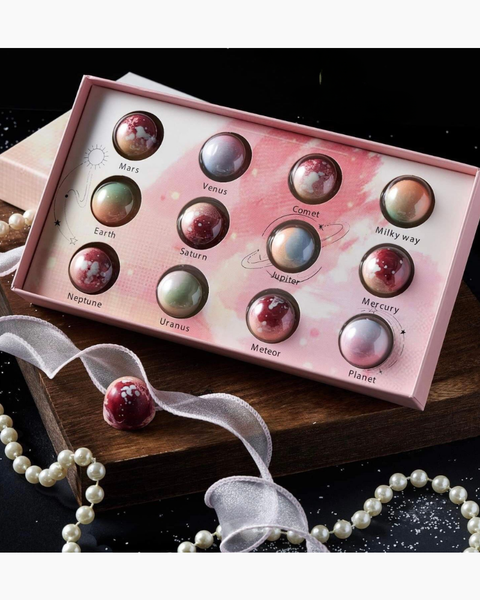 Hộp chocolate đẹp cho tình yêu ngọt ngào: hop-chocolate-valentine-kiss-me-hong-hccl07-qua-valentine-s