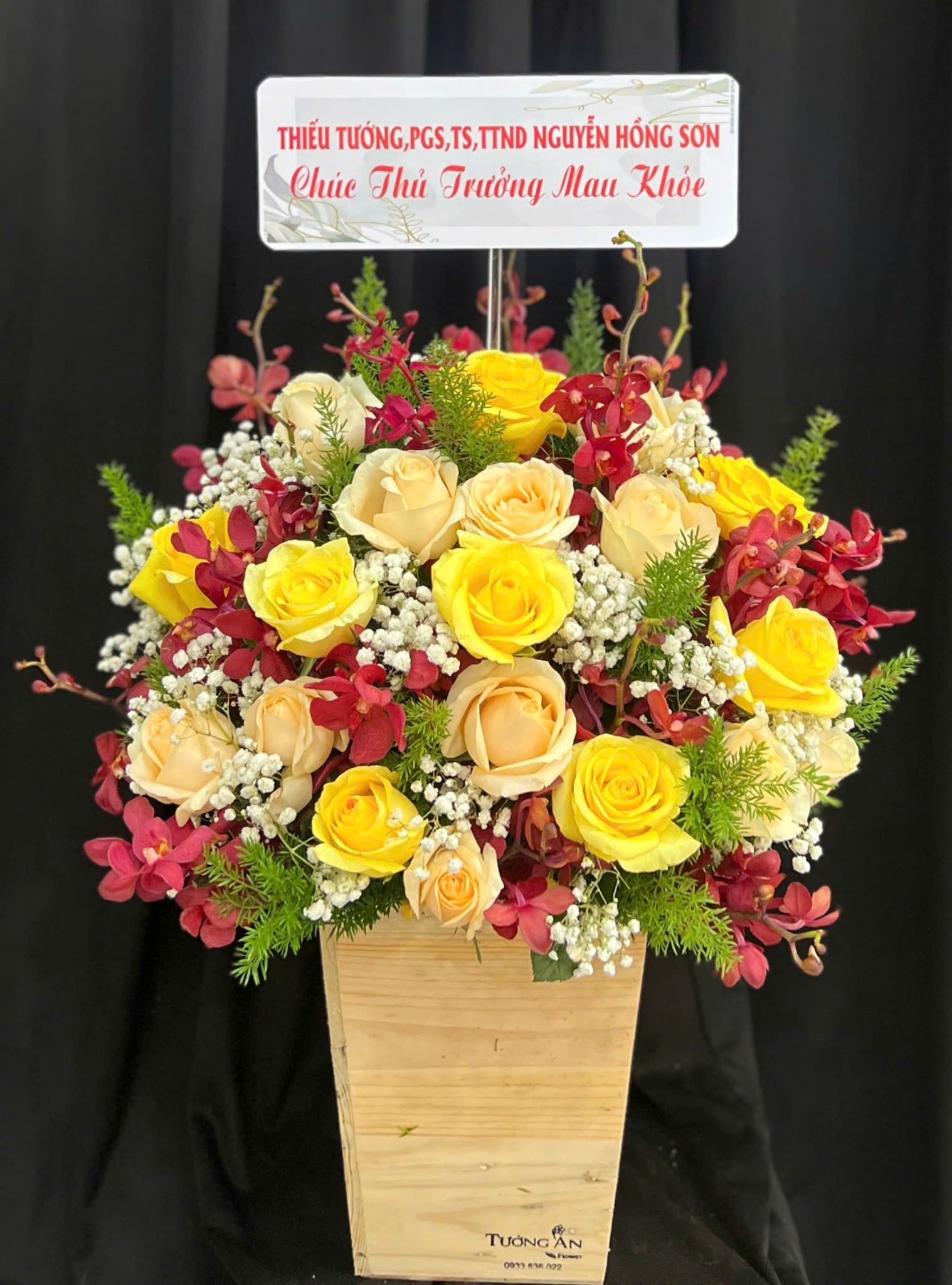  Hộp Hoa Sắc Xuân Phú Quý - HH194 