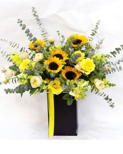 Mẫu Hộp Hoa Tươi Cao Cấp, Sang Trọng - Hoa Hồng Cắm Hộp Đẹp Nhất: Ánh Dương- HH44 - Hoa 20/10