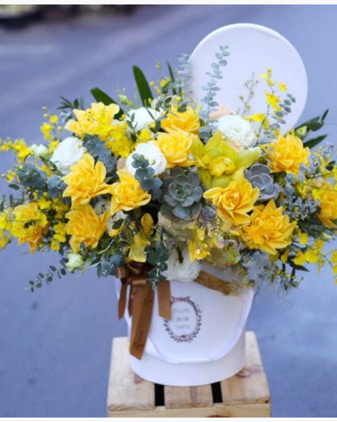 Mẫu Hộp Hoa Tươi Cao Cấp, Sang Trọng - Hoa Hồng Cắm Hộp Đẹp Nhất: Gold Love - HH23 - Ngày Của Mẹ