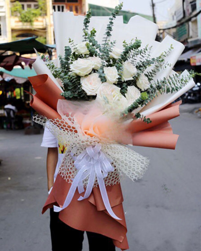  White O'hara - HBD30 - Hoa 8/3 