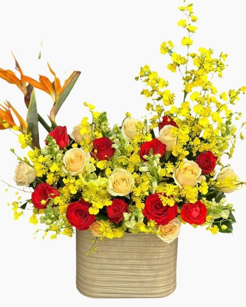 Hoa tặng người yêu đẹp nhất, bó hoa tặng bạn gái lãng mạn ý nghĩa: Hộp Hoa Nồng Nàn - HH04