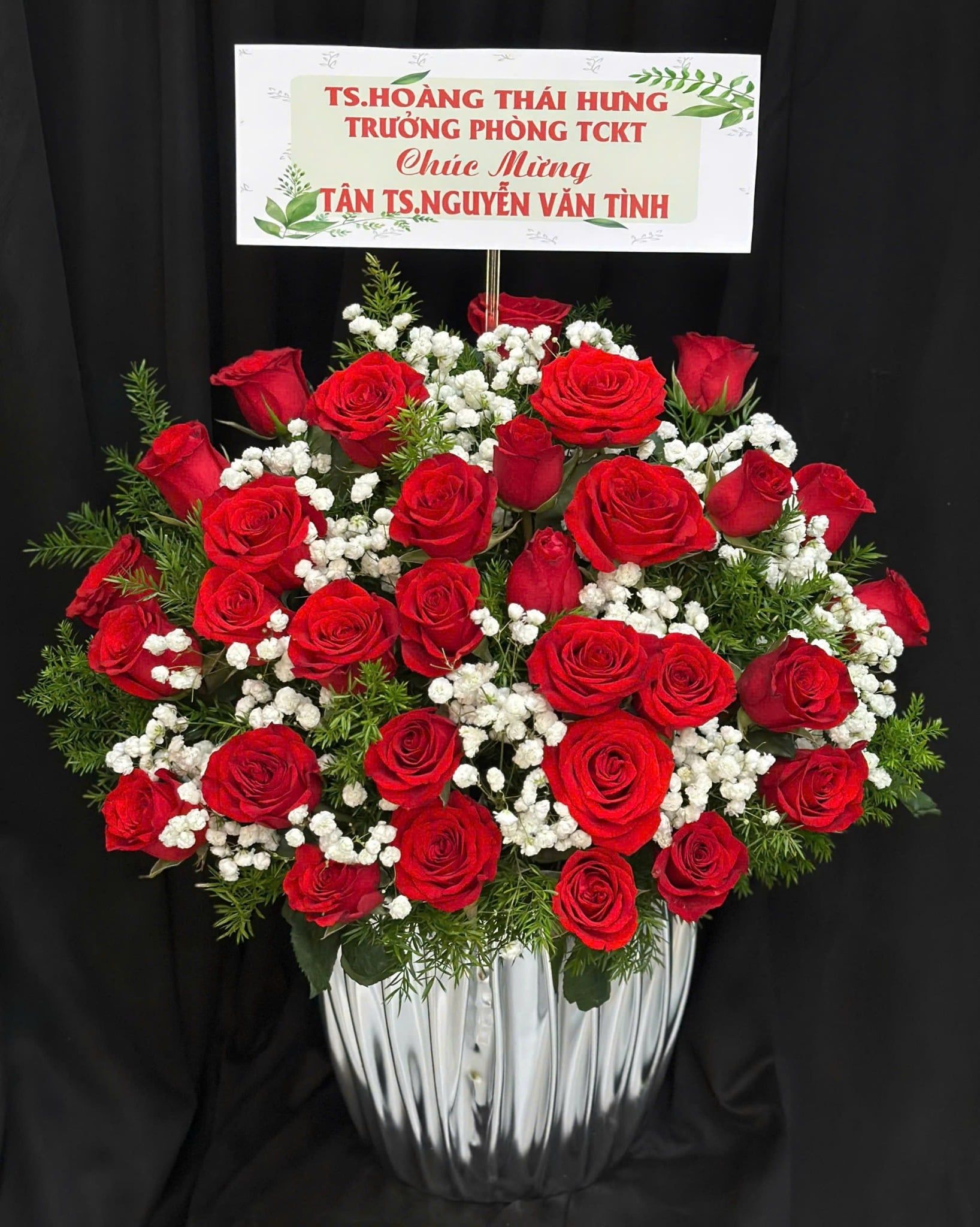  Hộp Hoa Tình Đậm Sâu  - HH131 