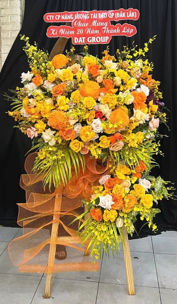 Hoa Chúc Mừng - Mẫu Lẵng Hoa, Kệ Hoa, Bó Hoa Đẹp Nhất:  Kệ Hoa Cam Sáng - HCM110 