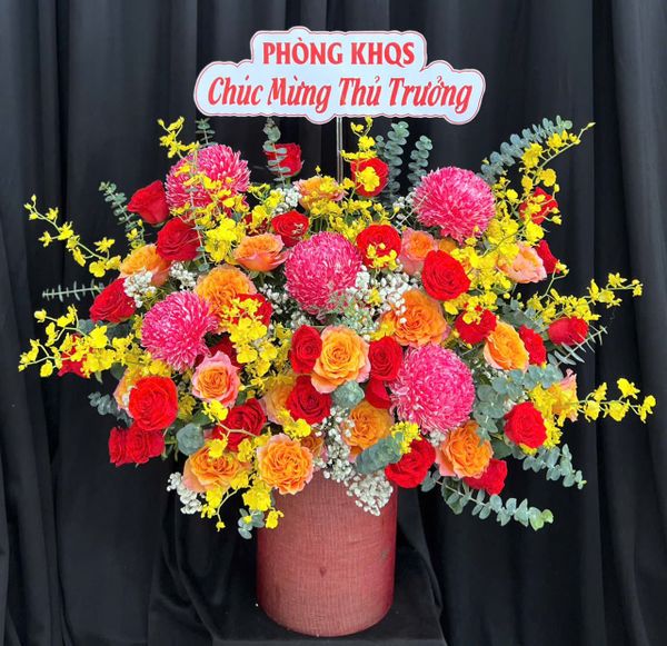 Mẫu Hộp Hoa Tươi Cao Cấp, Sang Trọng - Hoa Hồng Cắm Hộp Đẹp Nhất: Hoa Hộp Rực Rỡ Thành Công - HH226