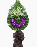  Chia Buồn Cùng Gia Đình - HTL135 - Vòng Hoa Tang Lễ 