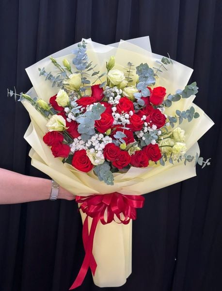 Mẫu Hoa Hồng 8/3 Đẹp, Ý Nghĩa Nhất Ngày Quốc Tế Phụ Nữ: Bó hoa Đỏ Thanh Xuân - Hoa 20/10 - HBD294