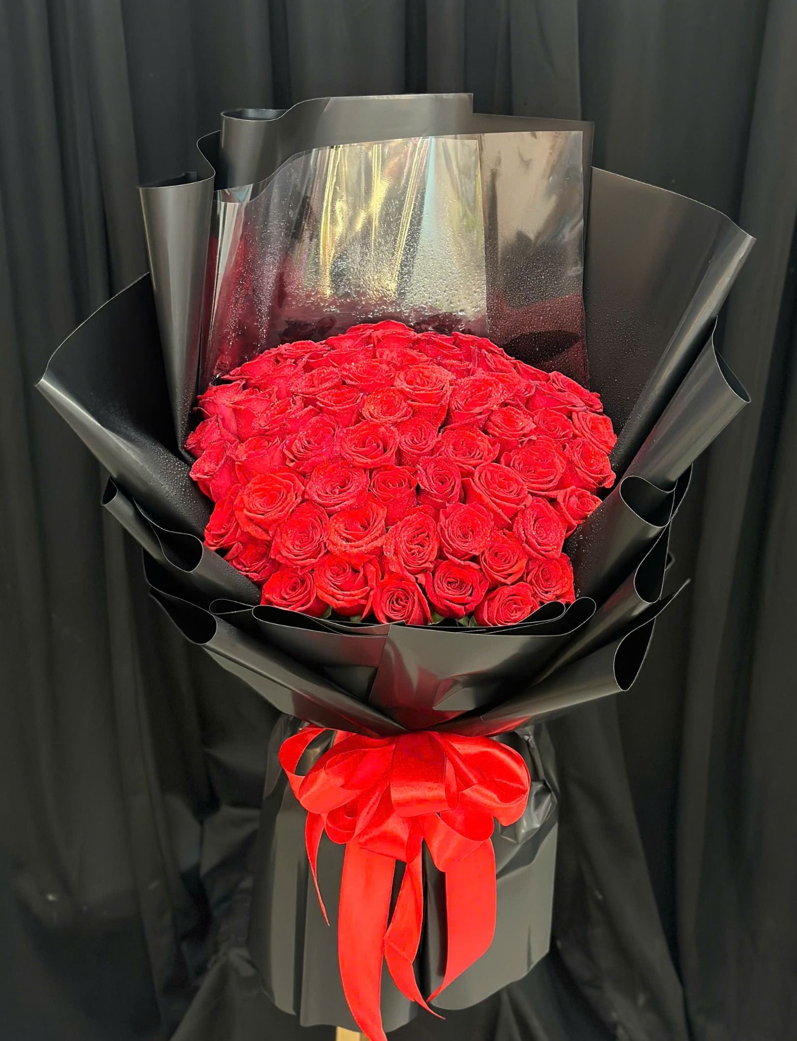  Bó Hoa Hồng Tình Yêu Vĩnh Cửu - 20/10 - HBD286 